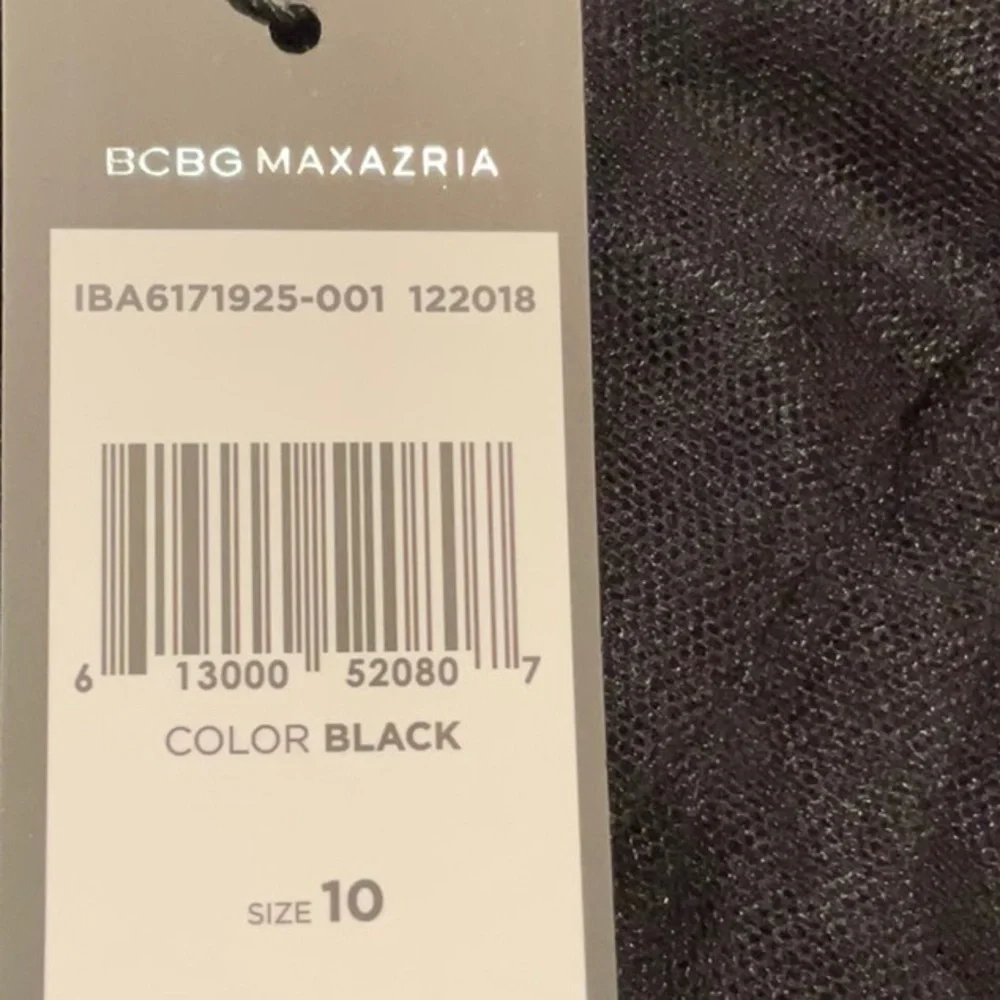 Black strapless BCBGMAXAZRIA tulle gown - Picture 3 of 3